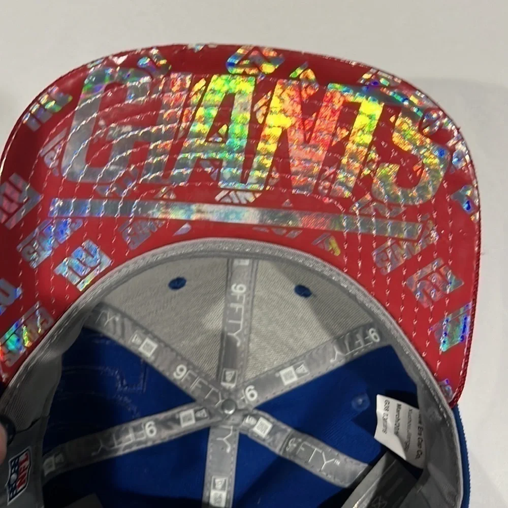 New Era NY giants youth SnapBack hat.